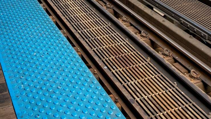 Image for Report: Plenty Of Time To Jump Onto Train Tracks To Grab Quarter