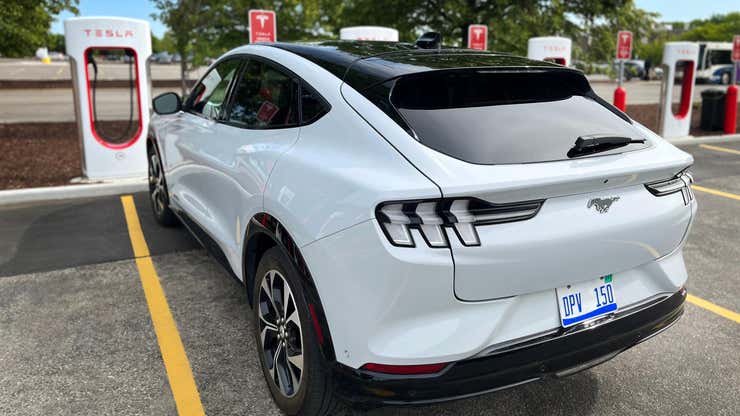 Image for Tesla Superchargers Will Start Juicing Up Ford EVs In 2024