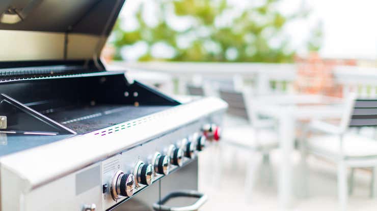 Image for The Gas Grill Repairs You Can Do Yourself Before Summer