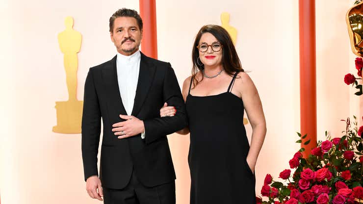 Image for Pedro Pascal Was Foxy As Ever at the Oscars