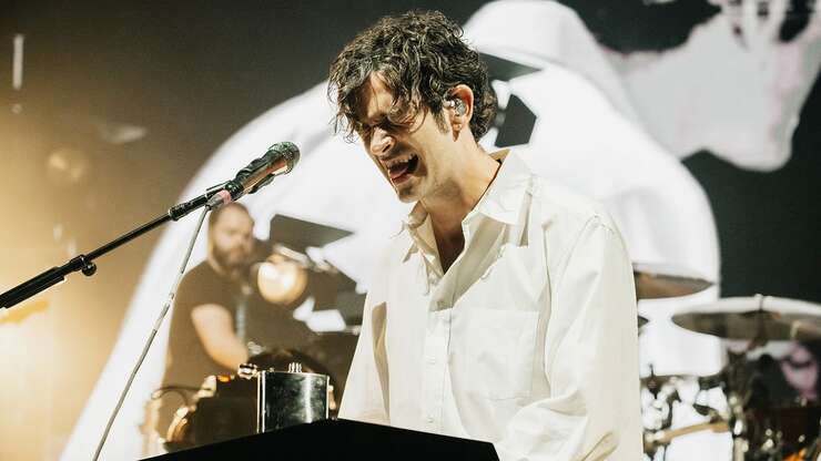 Image for Matty Healy's Gay Protest Kiss at Malaysian Concert Backfires Spectacularly