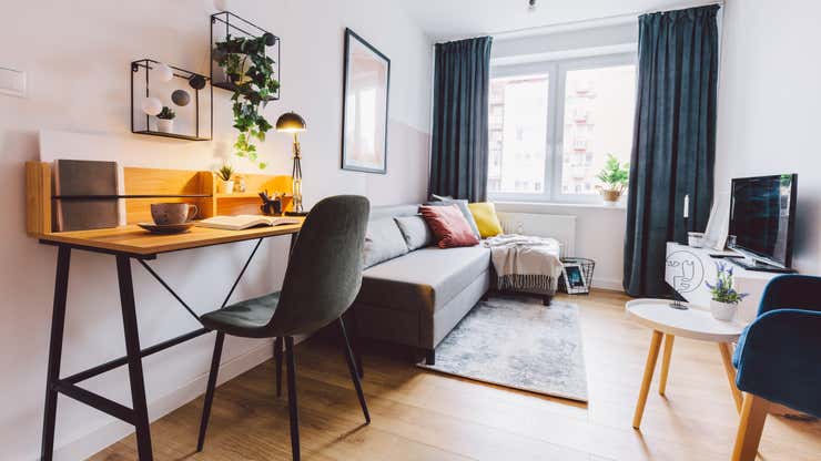 Image for 10 Unexpected Benefits to Negotiate When You Sign a New Lease (Besides Rent)