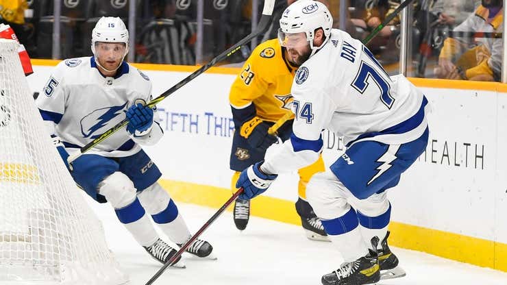 Image for Lightning re-sign D Sean Day to 1-year contract