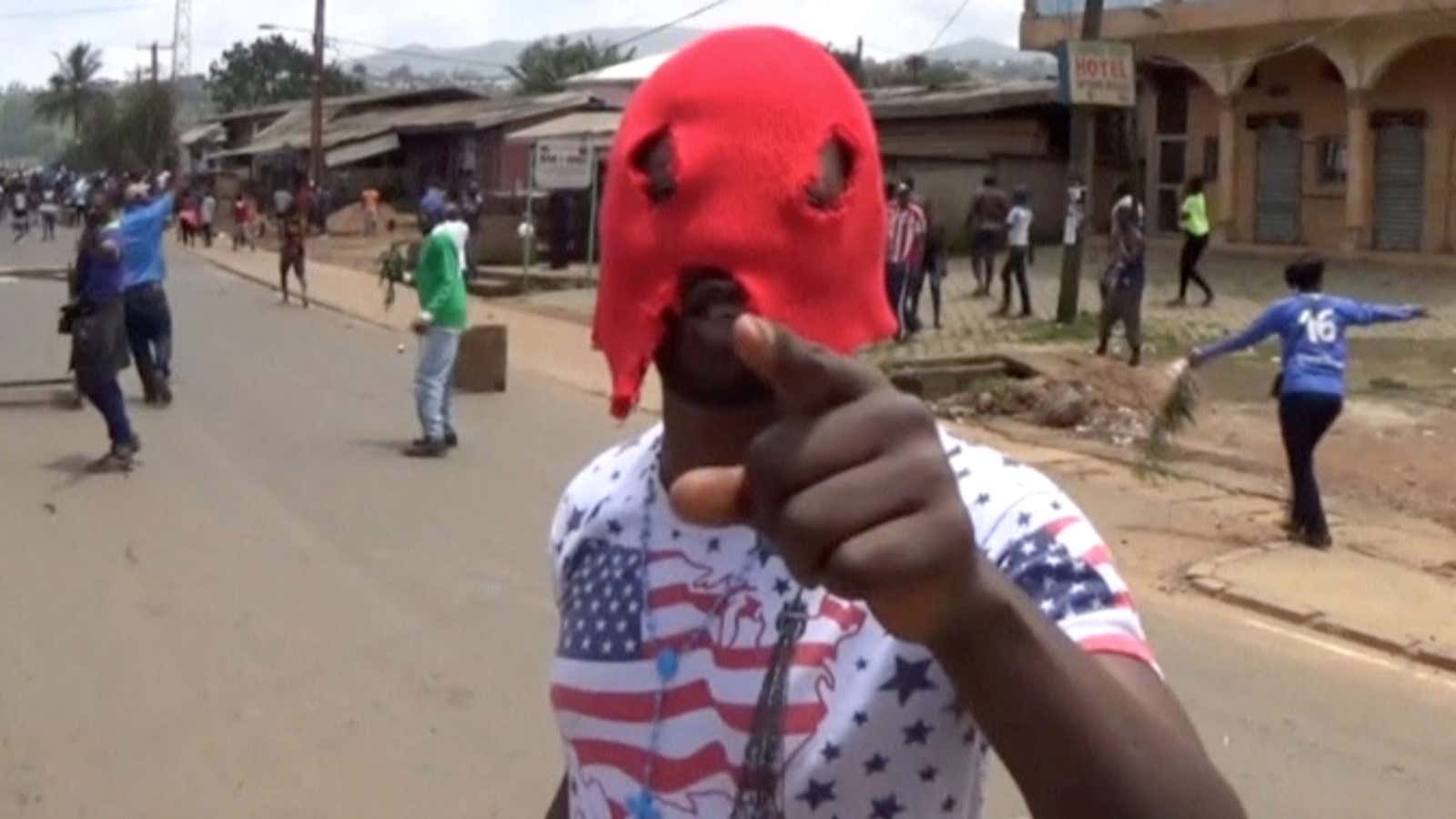An Anglophone protestor in Bamenda, Cameroon, Oct 2017