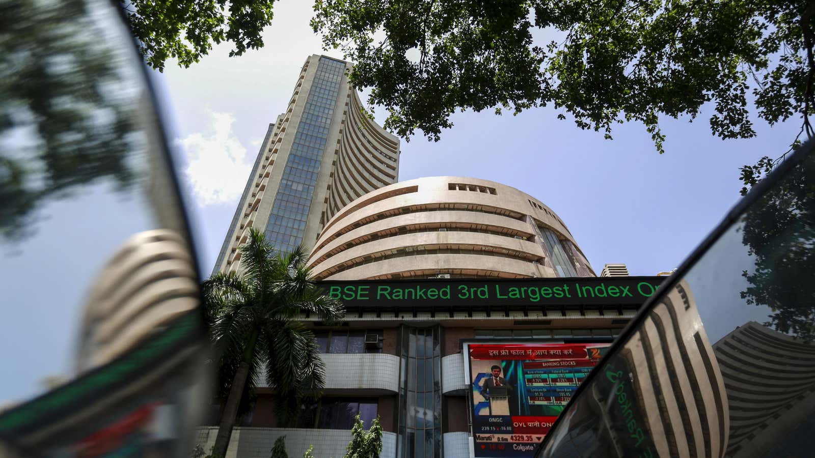 Foreign investors pulled a record $16.5 billion out of Indian stocks this year