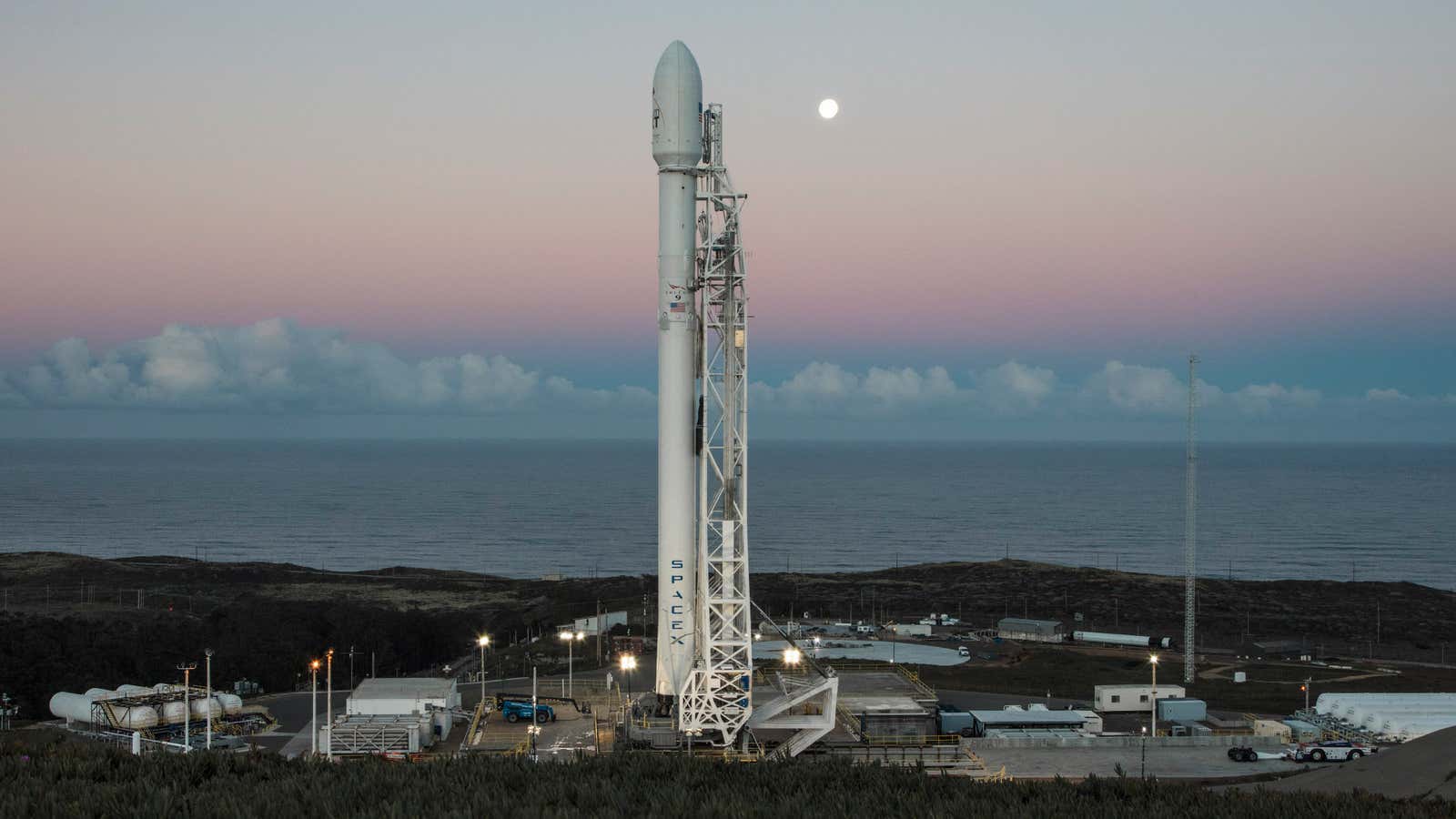 A SpaceX Falcon 9 rocket with Iridium satellites waiting to launch in Jan. 2017.