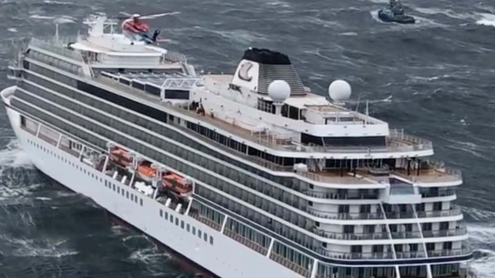 The Viking Sky, as seen from a helicopter.