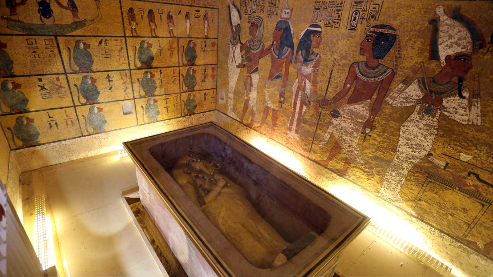 Are these walls hiding  Queen Nefertiti?