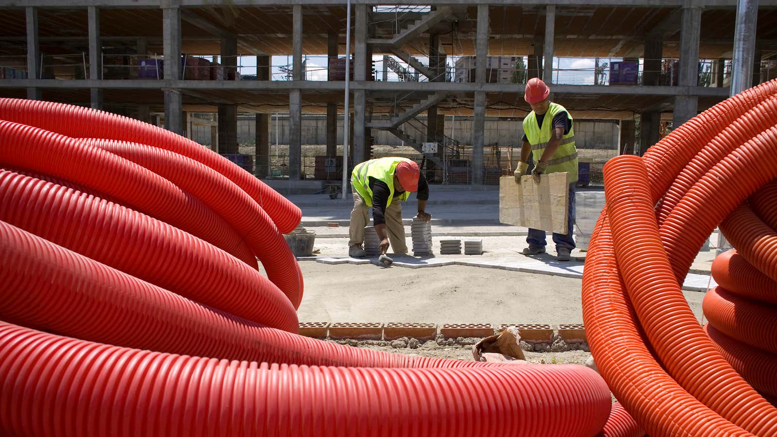 The European Commission has some bad news for these Spanish construction workers and their tubes.