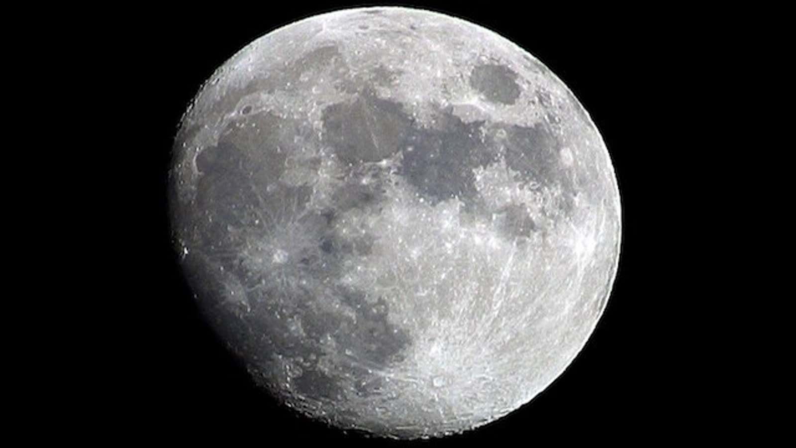 Полная луна 2024. C Moon. Distance from Earth to the Moon. Puchhi c Moon. Когда будет лунное затмение в 2022 в России.