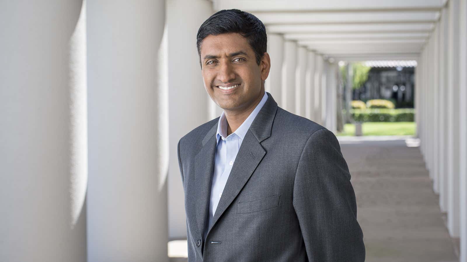 Ro Khanna: Democrat of the future!  (At least according to Silicon Valley.)