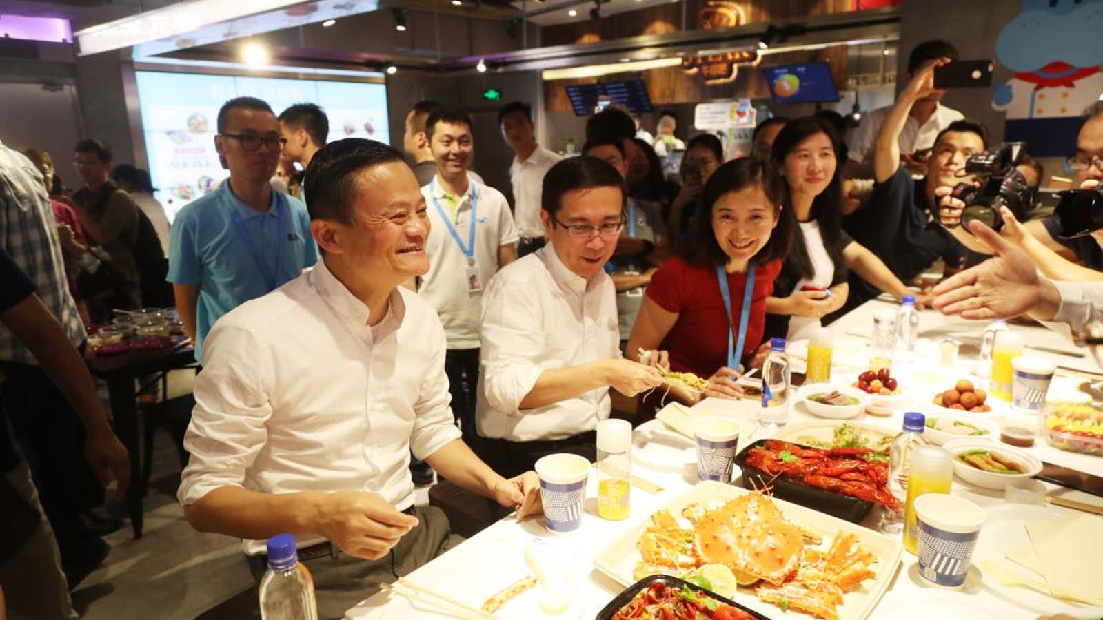Alibaba Executive Chairman Jack Ma and CEO Daniel Zhang dine at Hema.