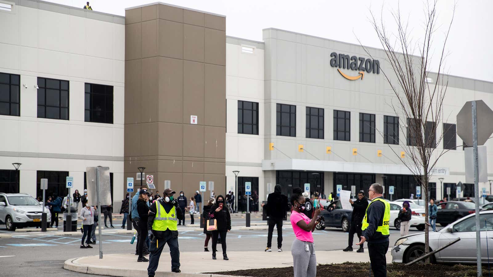 A lot of workers in Amazon’s fulfillment centers aren’t happy.