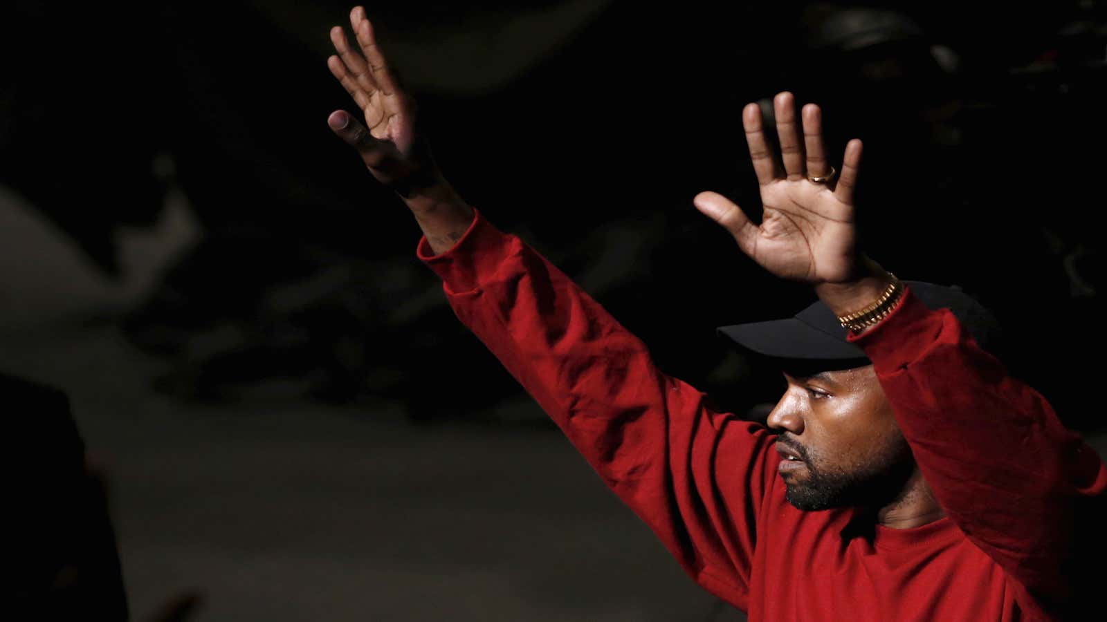 Kanye West’s newest album, The Life of Pablo, is a big success on Apple Music.