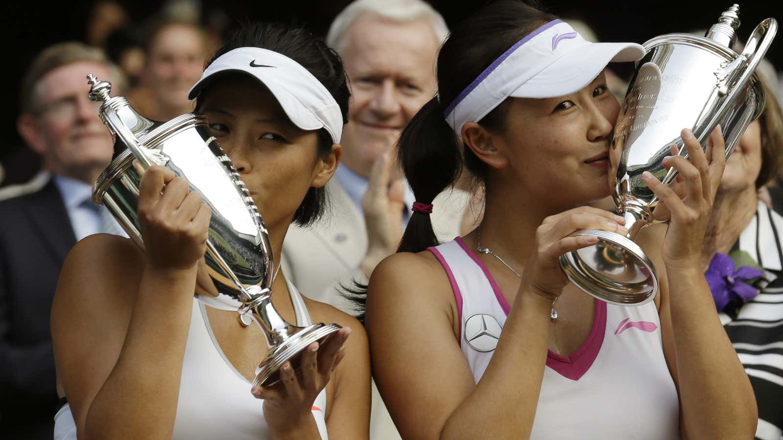 Hsieh Su-wei on the left, Peng Shuai on the right.