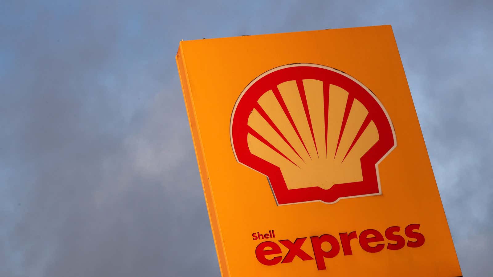 ðŸŒ� An investor wants to break up Shell