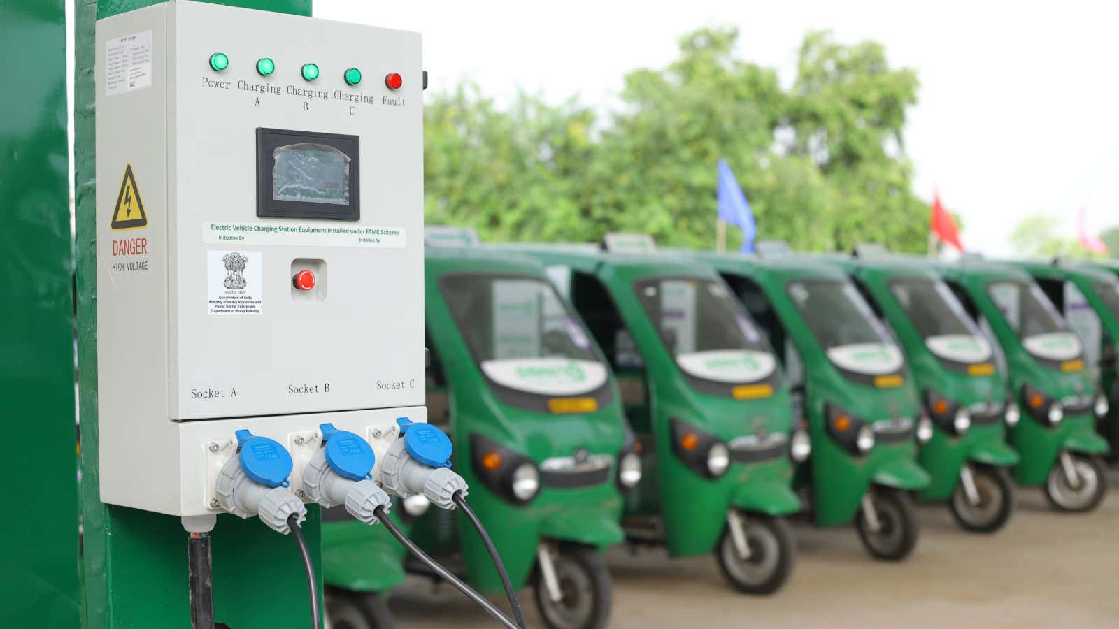 SmartE is solving Delhi's pollution problems with electric vehicles