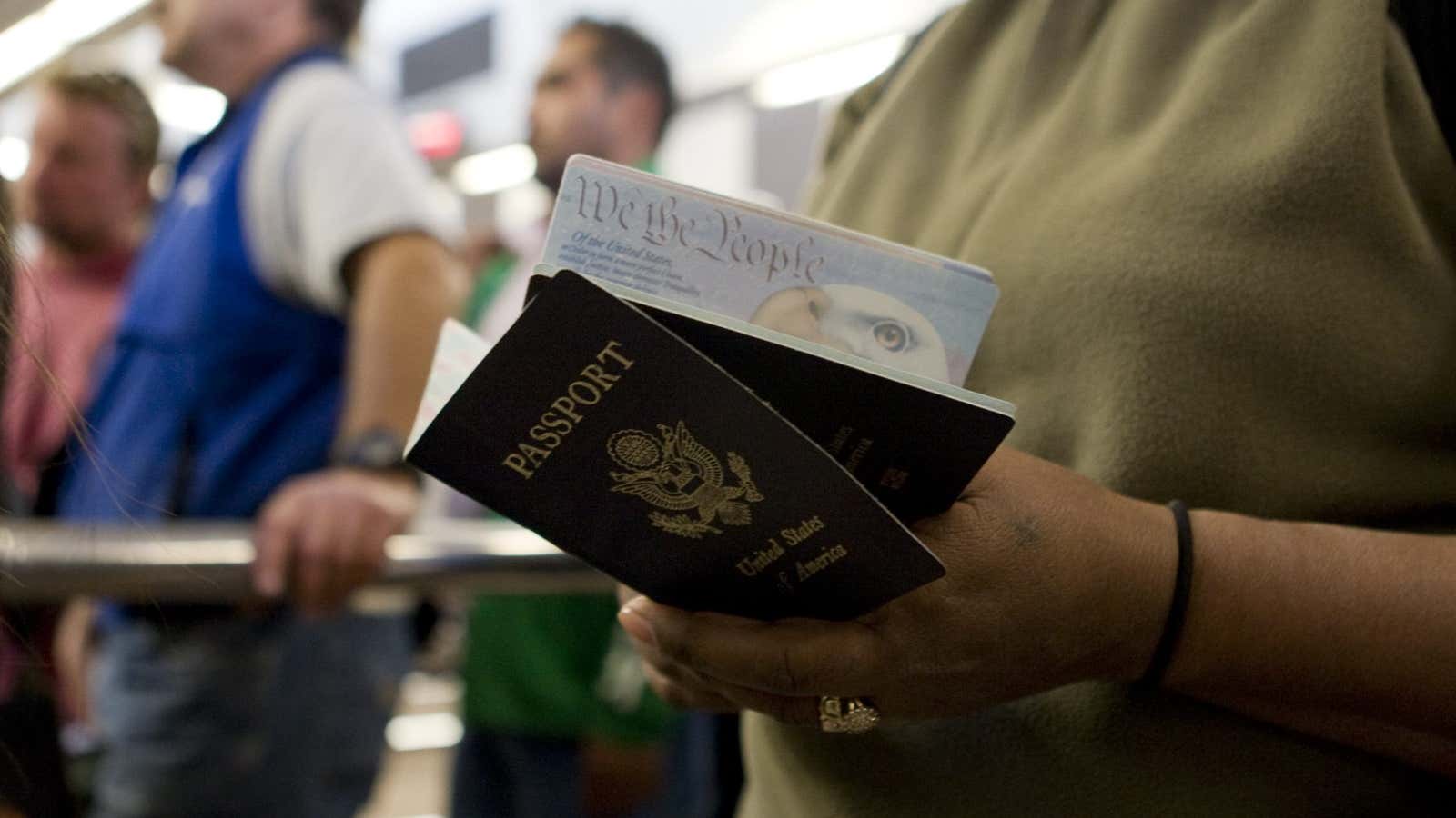can romanian citizens travel to usa without visa