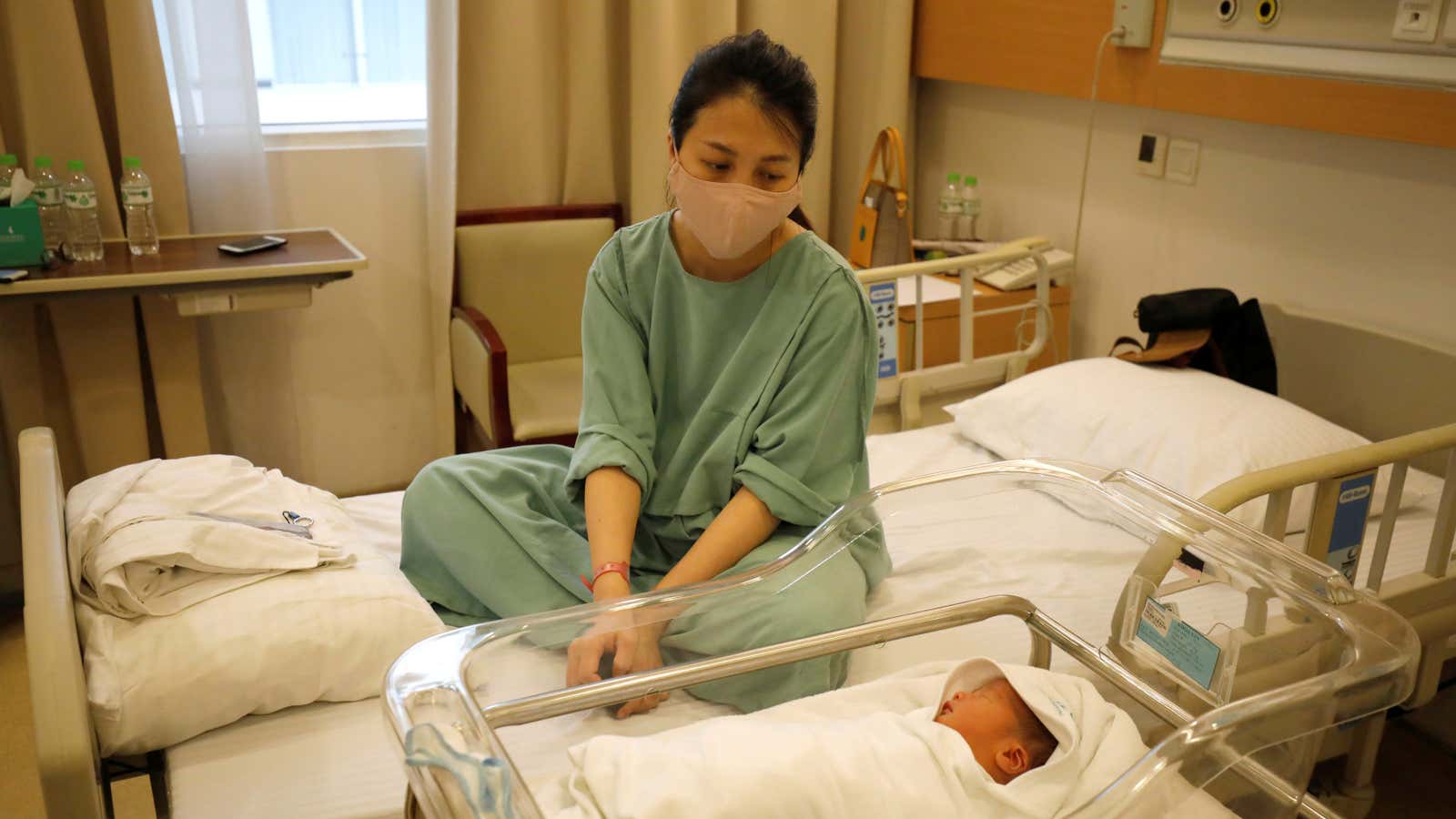 Getting a Covid-19 vaccine during pregnancy is even more urgent now as ICU beds fill up.