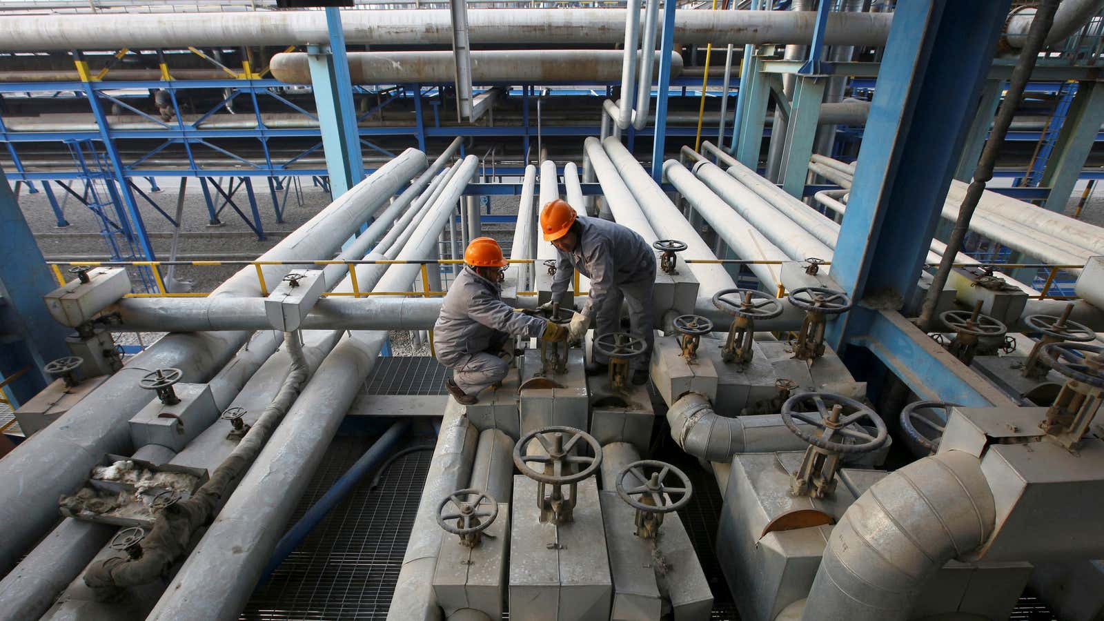 China incentivizes oil refineries to boost operations when the oil price is low, largely to support the domestic plastics industry.