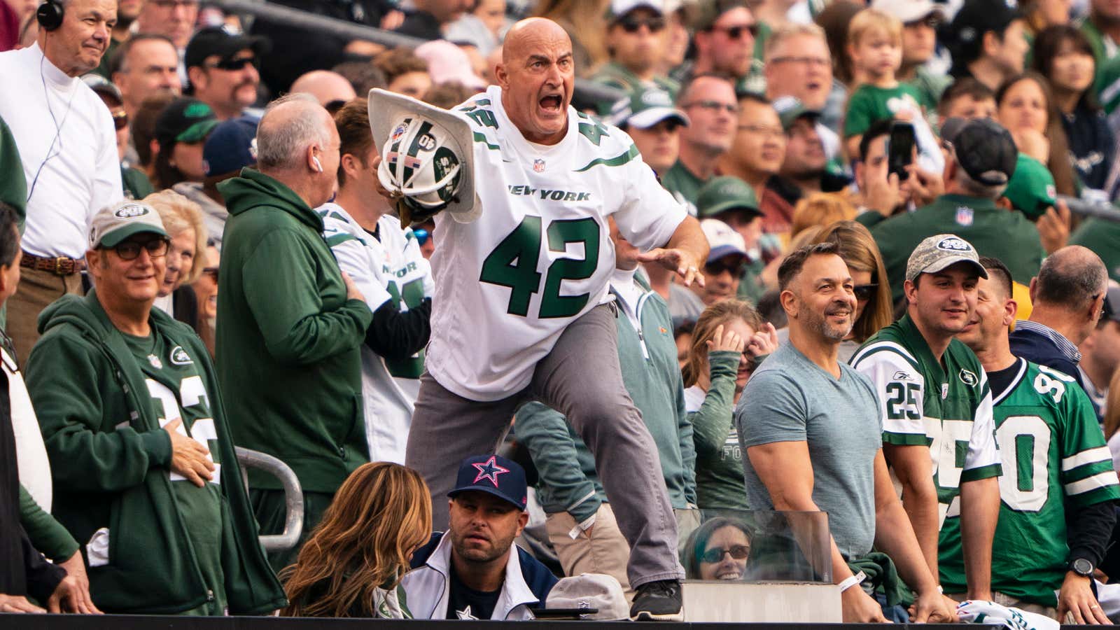 Image for Crucifying Zach Wilson isn’t going to resurrect Aaron Rodgers