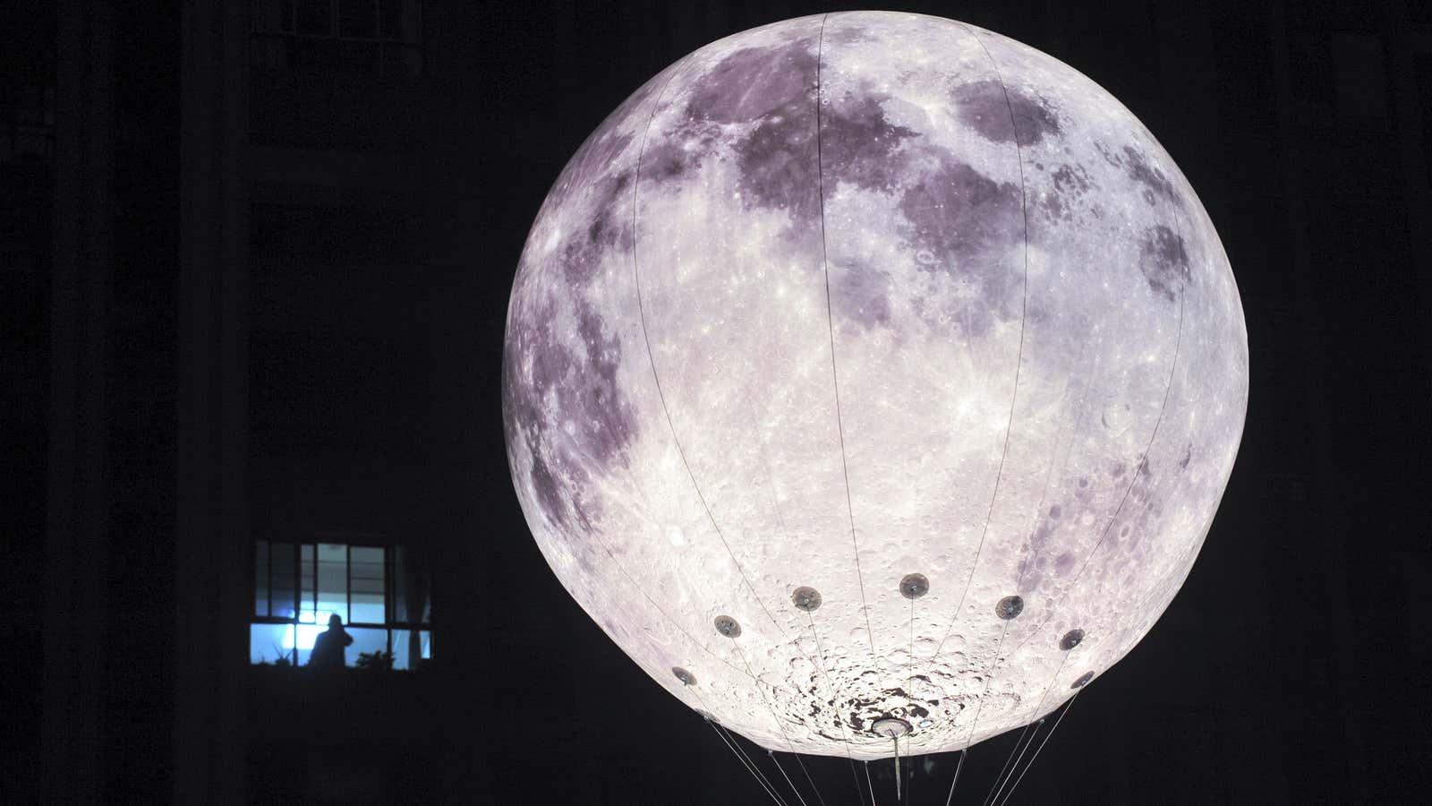 This artificial moon balloon was part of the Mid-Autumn festival in Chengdu; in 2020, the city might be getting an actual artificial balloon.