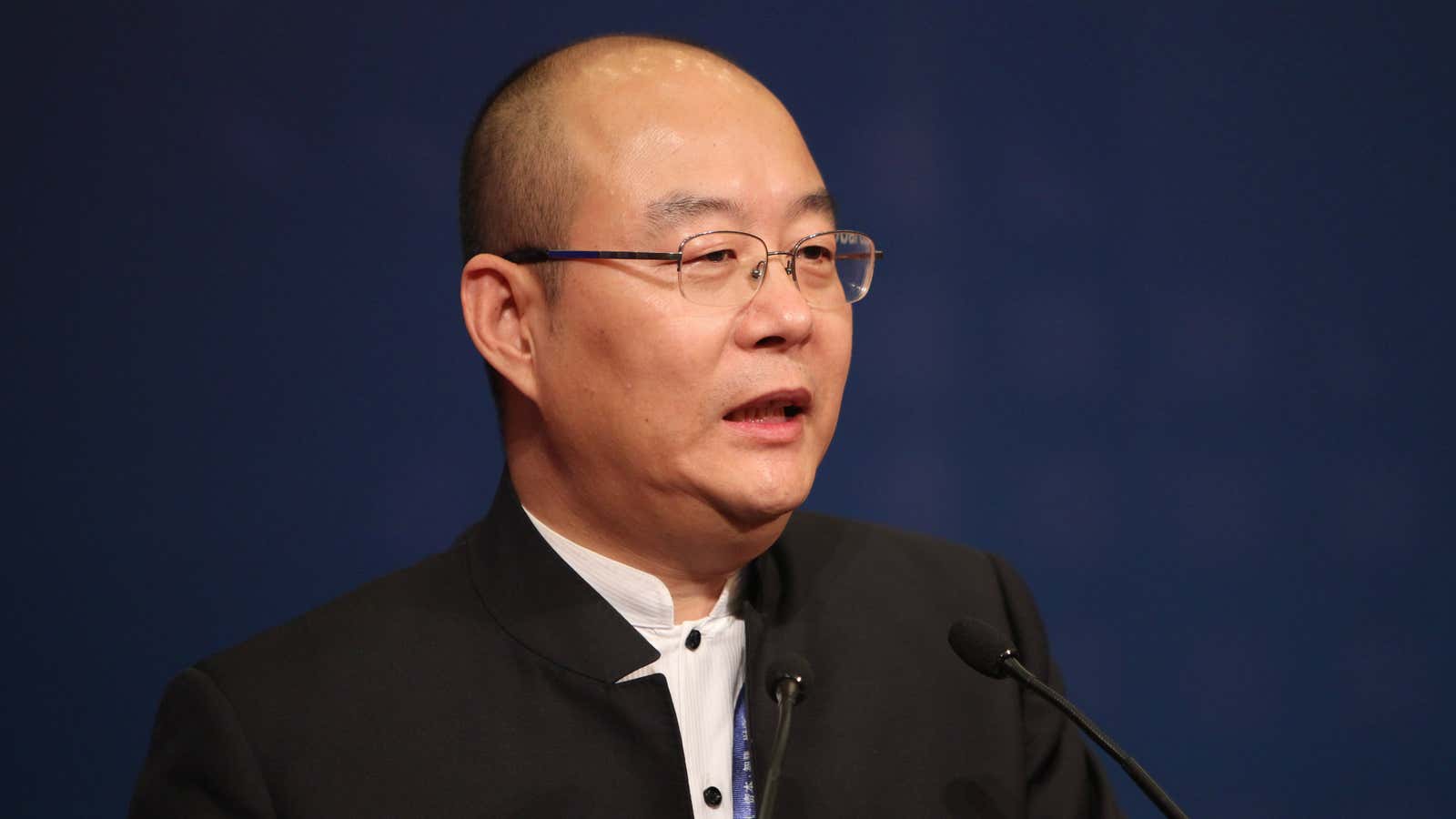 Zhisland founder Liu Donghua speaks at the Global CEO Conference in 2012.
