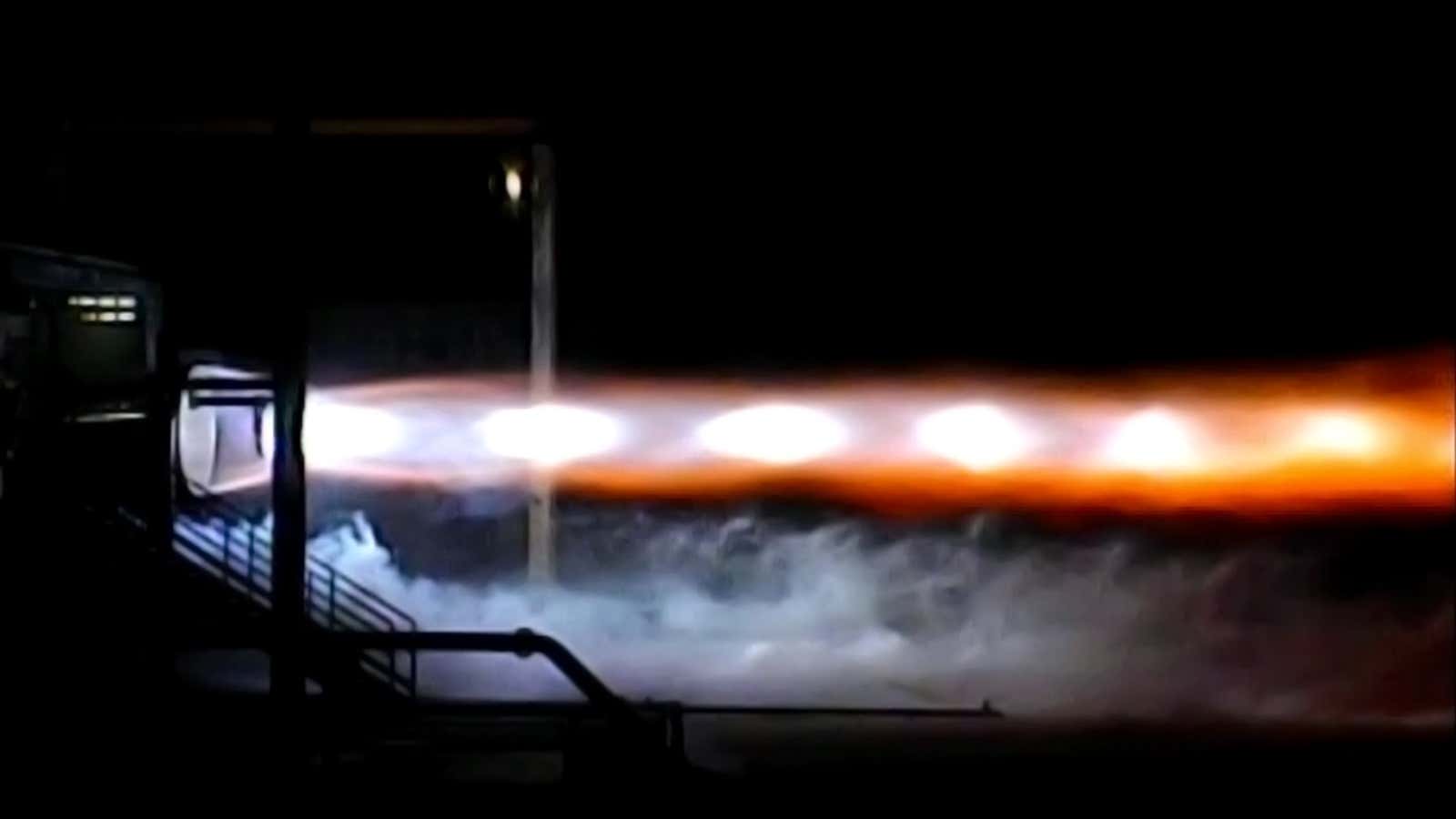 “Shock diamonds” form in the supersonic plume of the BE-4 engine.