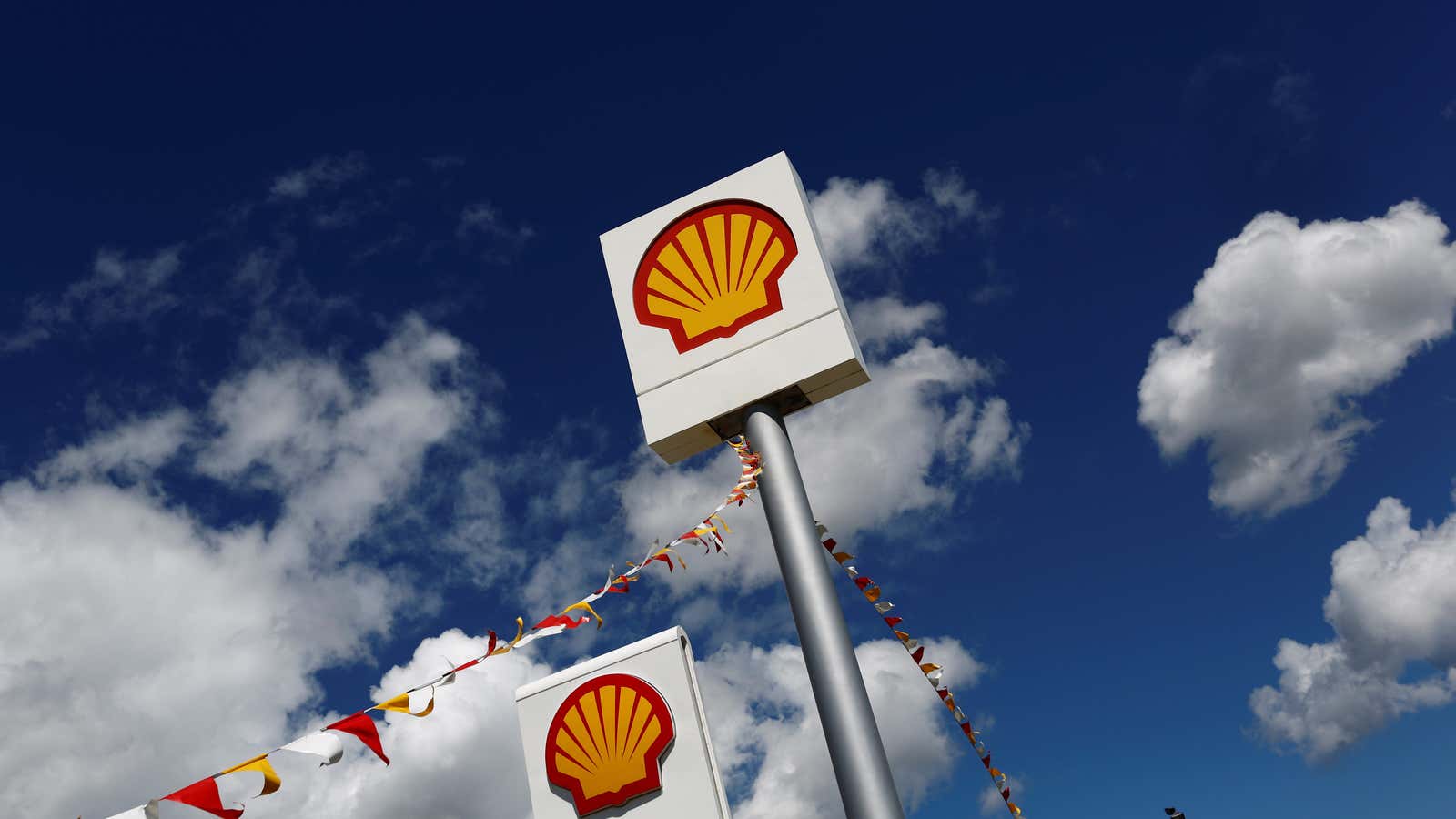 Logos of Shell is pictured at a gas station in the western Canakkale province, Turkey April 25, 2016. REUTERS/Murad Sezer