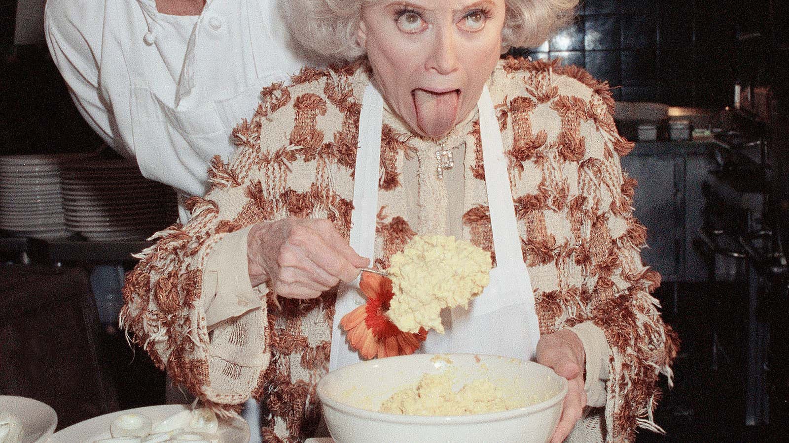Phyllis Diller sees you, Team Never Mayo.