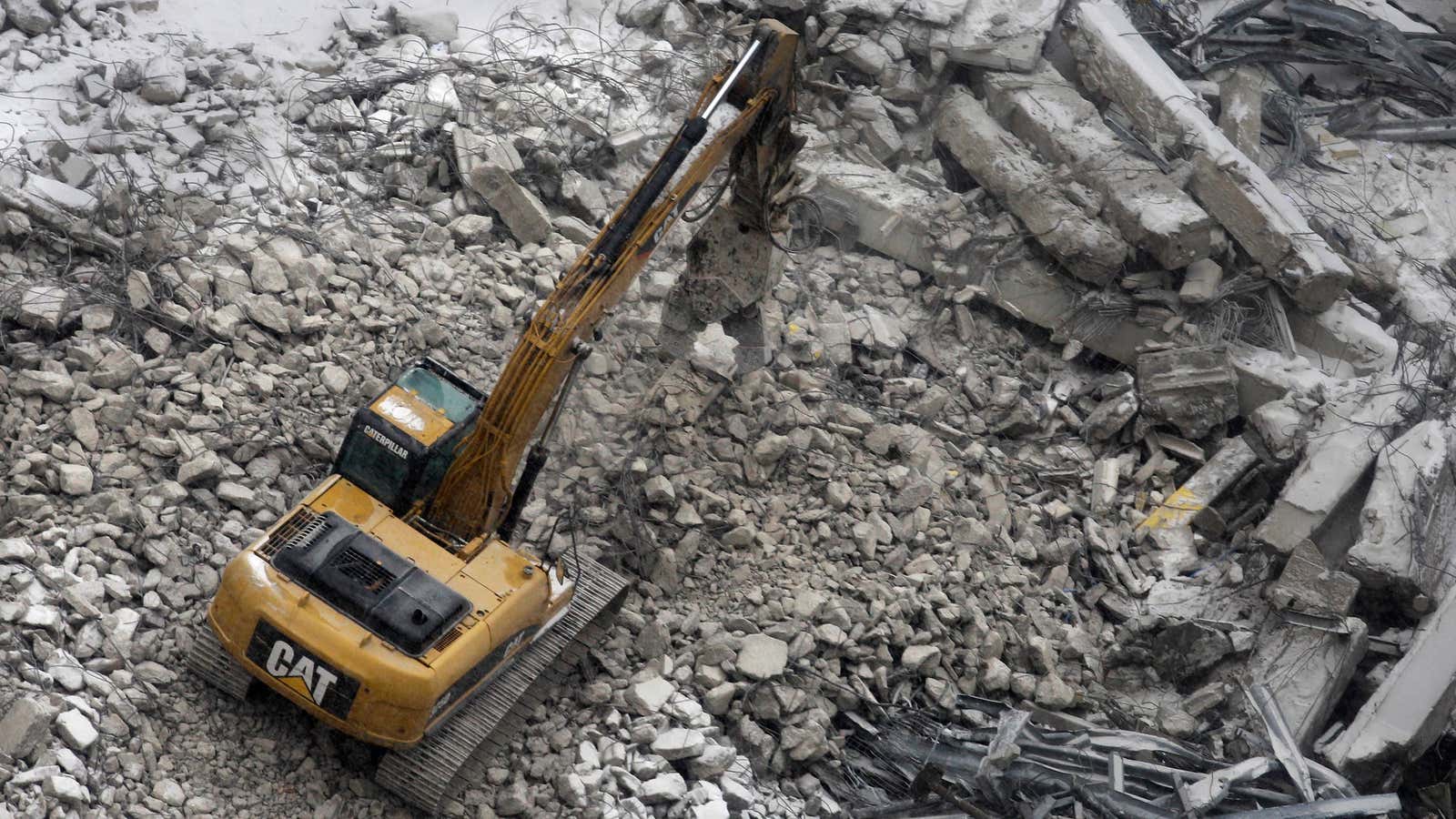 Caterpillar needs to do some digging in the rubble of its Siwei acquisition.