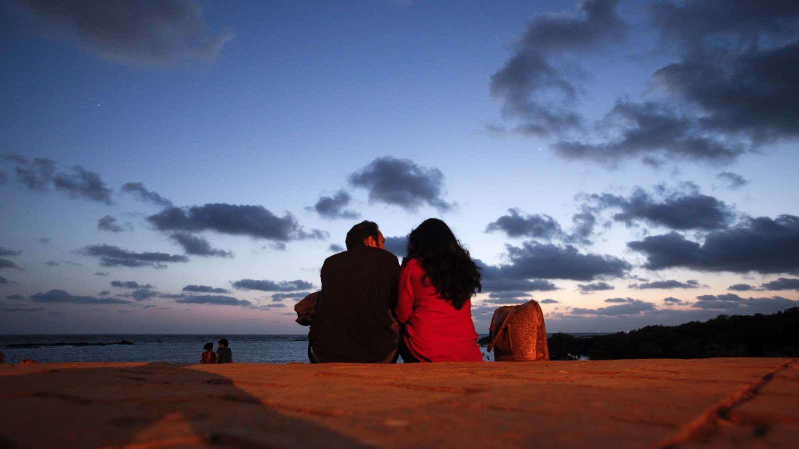 Love in the time of Tinder.