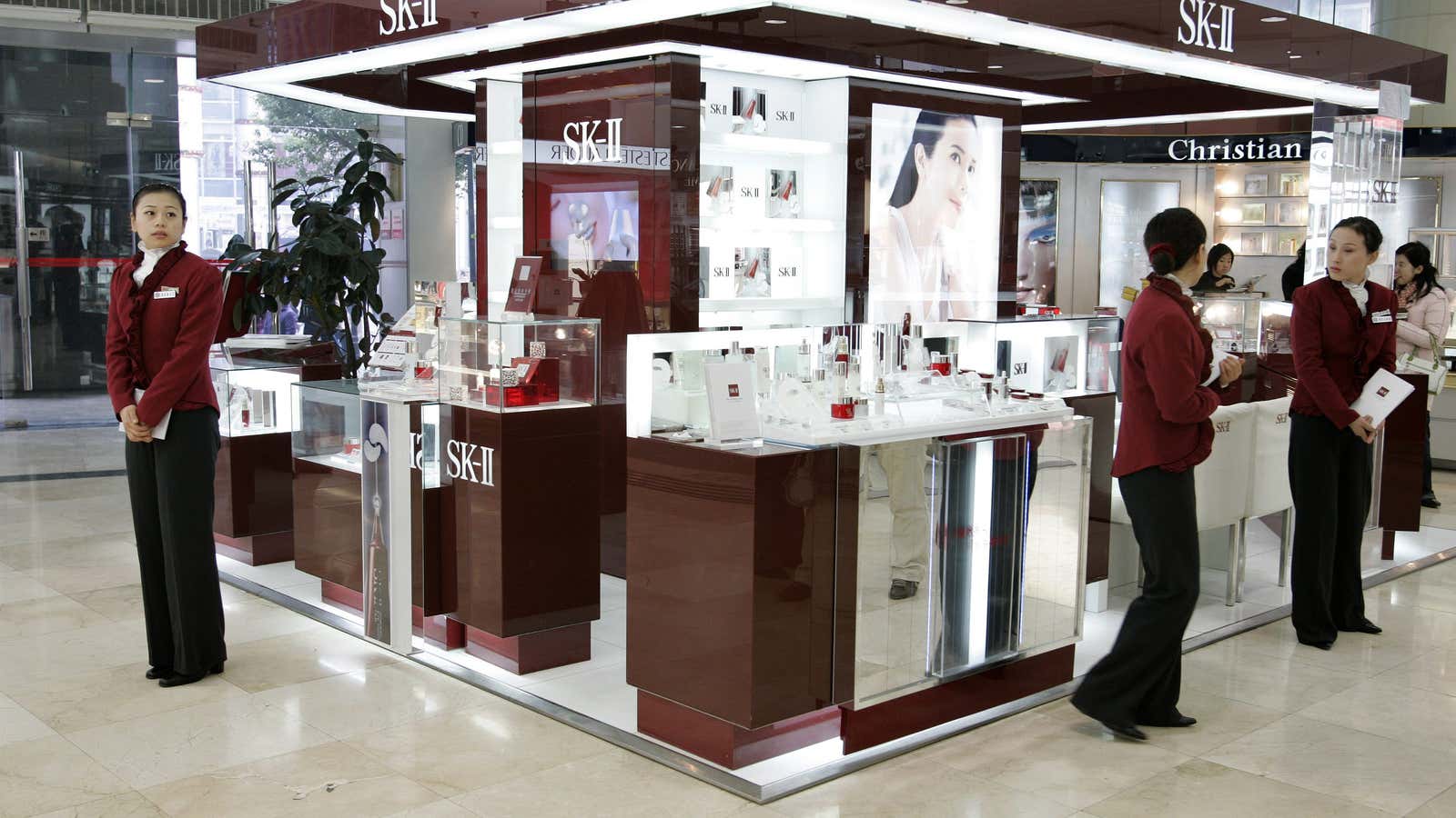 SK-II, one of the top prestige Japanese beauty brands, is hot in China.
