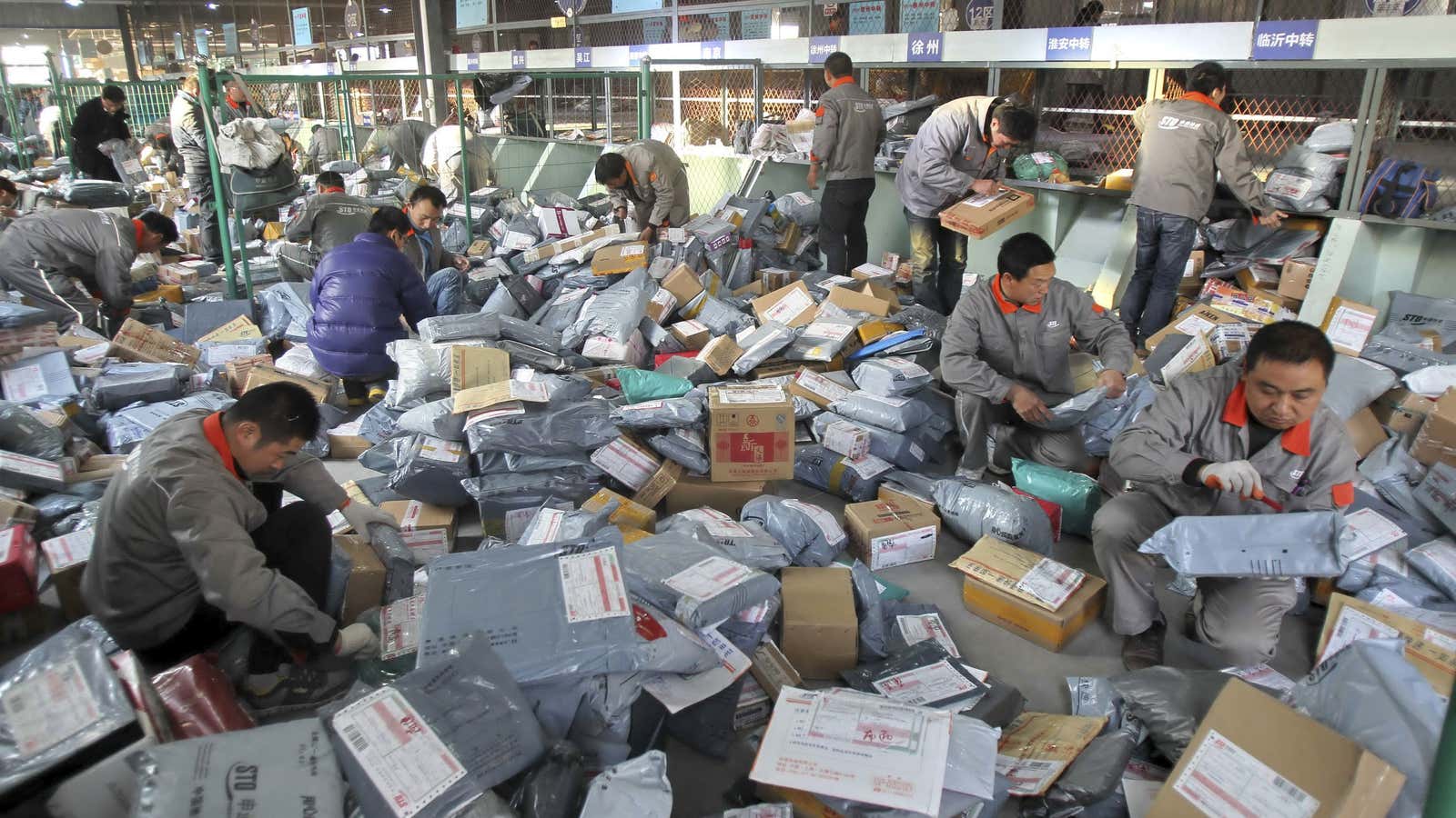 Can FedEx and UPS compete in China’s logistical nightmare?