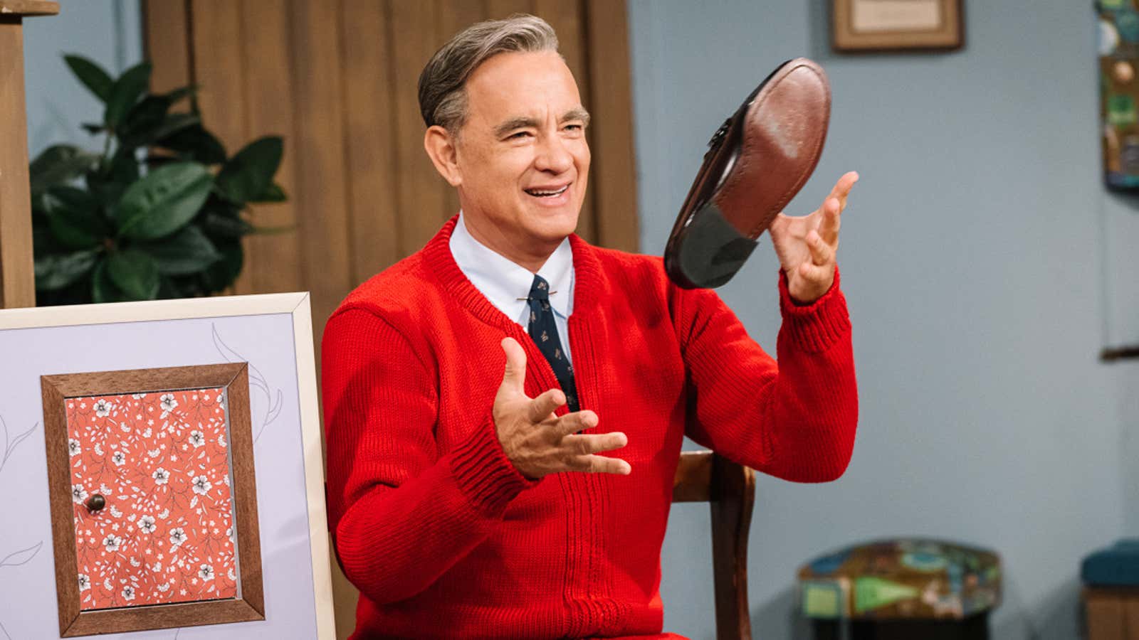 Tom Hanks channels the essential goodness of Mr. Rogers in <i>A Beautiful Day In The Neighborhood</i>