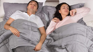 Omystyle King-Sized Reversible Weighted Blanket