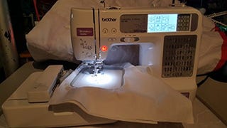 Brother SE400 Combination Computerized Sewing and 4x4 Embroidery...