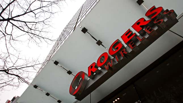 Ein Einzelhandelsgeschäft Von Rogers Wireless Ist In Vancouver, Bc, Abgebildet