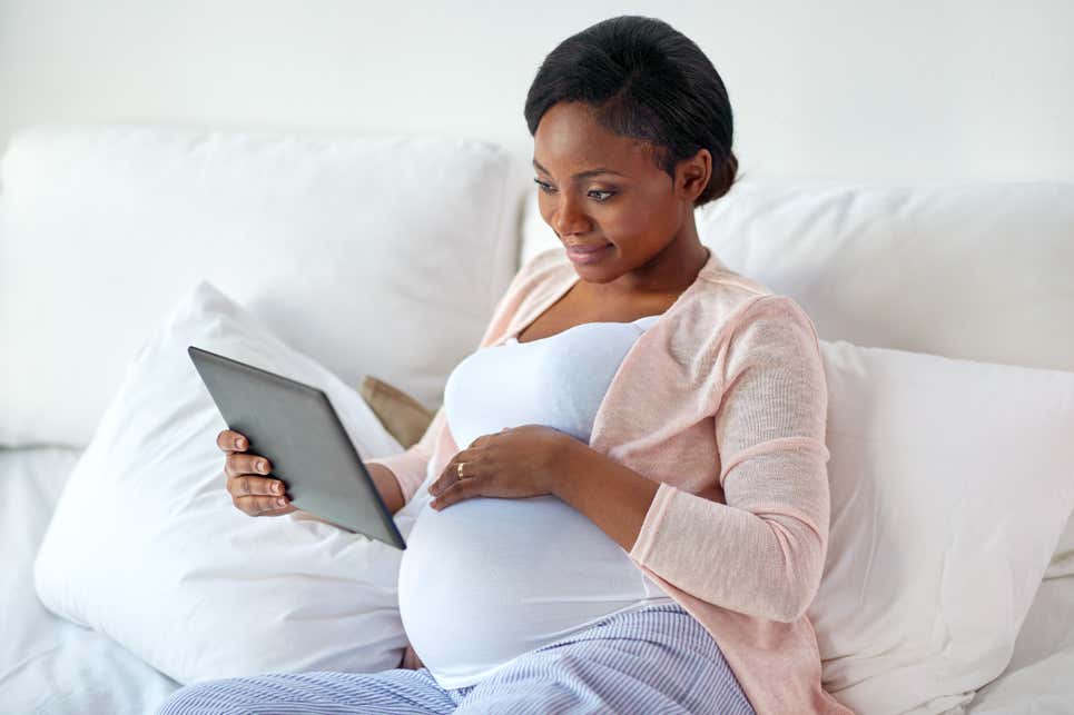 Spora Mommas Launches to Help Expectant Moms of Color Find Support