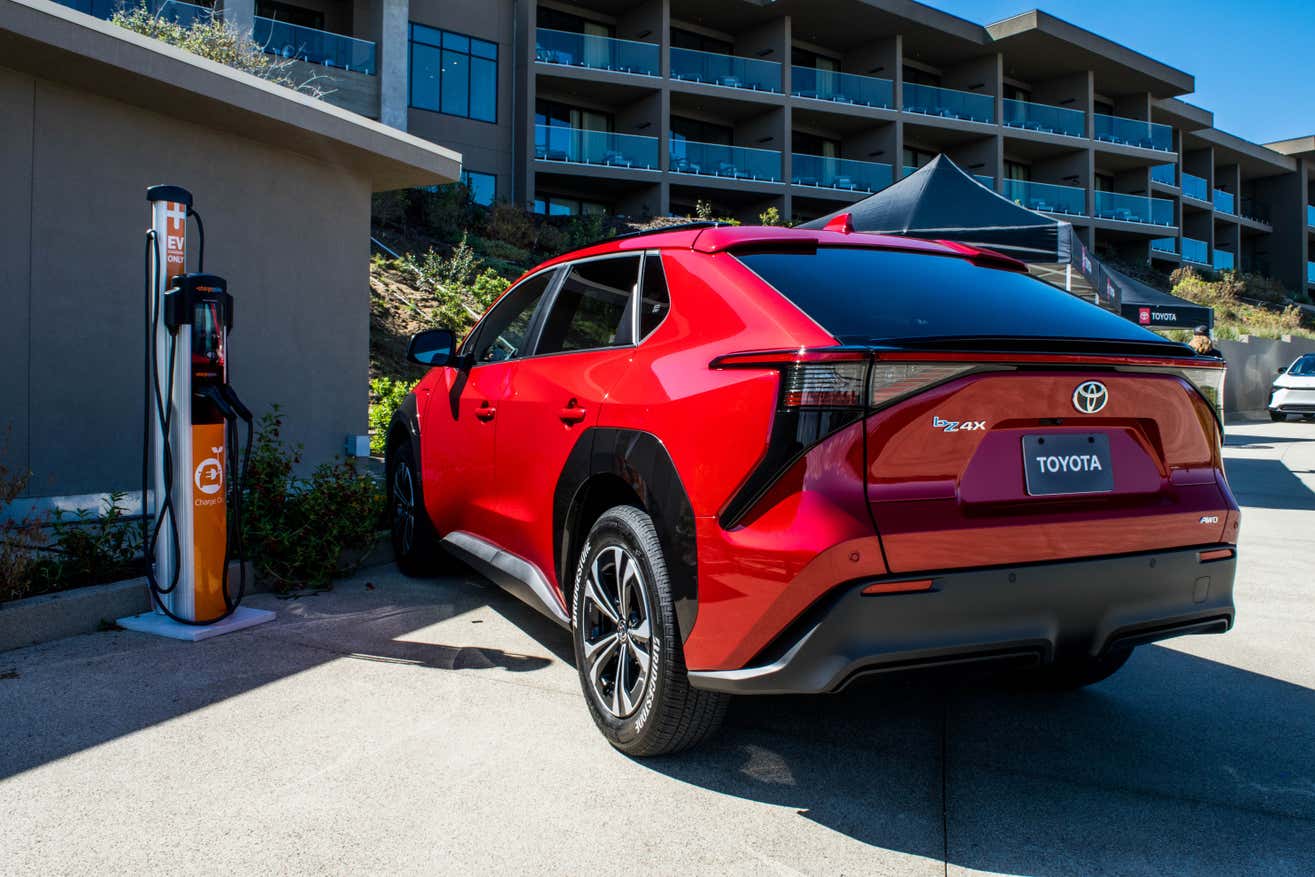 The Toyota Company Is In No Rush To Sell You An Electric Vehicle