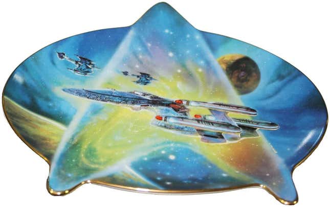 Image for article titled The Absolute Weirdest Star Trek Collector Plates