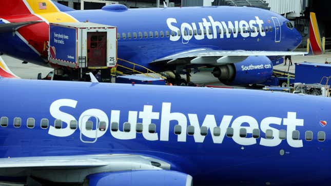 Image for article titled The Feds Think Southwest Scheduled Too Many Flights During 2022's Travel Meltdown