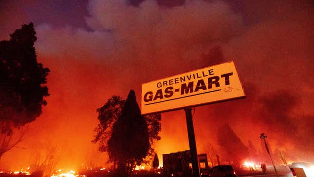 Image for article titled The Dixie Fire Destroys an Entire California Town as Danger Continues
