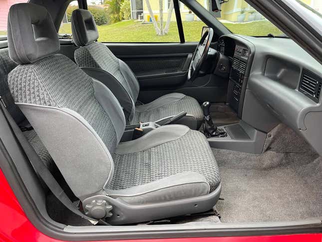 Image for article titled At $7,400, Is This 1993 Mercury Capri XR2 a First Class Also-Ran?