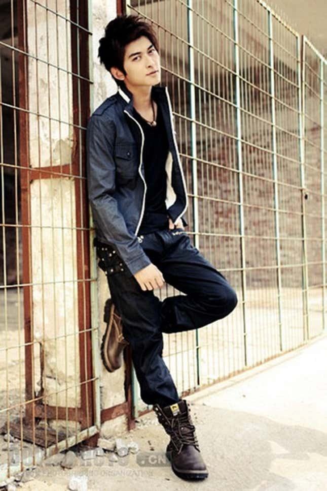 A model from Guangzhou advertises his portfolio on Taobao.