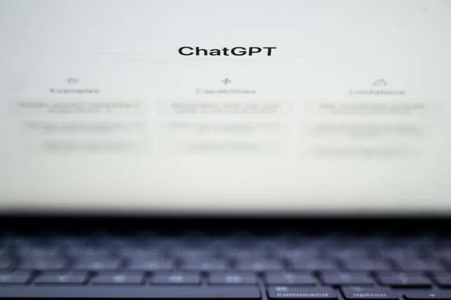 Imagen de ChatGPT, el nuevo temor de Apple, en una pantalla de ordenador