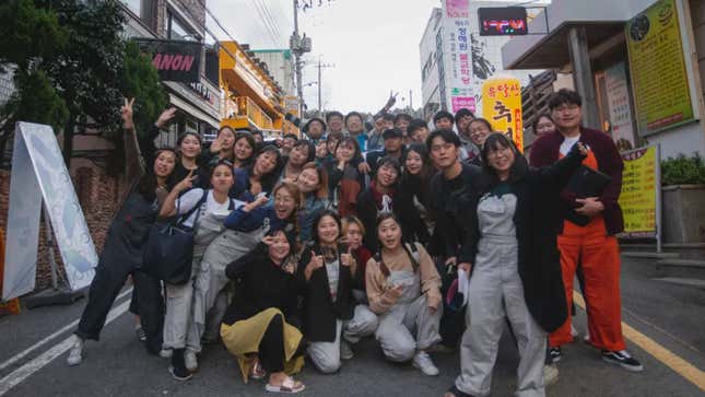 Image for article titled Asia:脱生きづらさ 韓国「失敗エキスポ」の成否