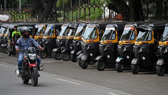 Image for article titled Honda Is Bringing Swappable Batteries And An Exchange Network To Rickshaws In India