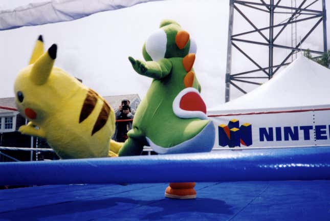 Image for article titled In 1999 Nintendo Had A Real-Life Wrestling Match Starring Mario And Pikachu