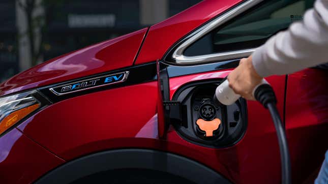 Image for article titled GM Begins Installation of 40,000 EV Charging Stations in North America